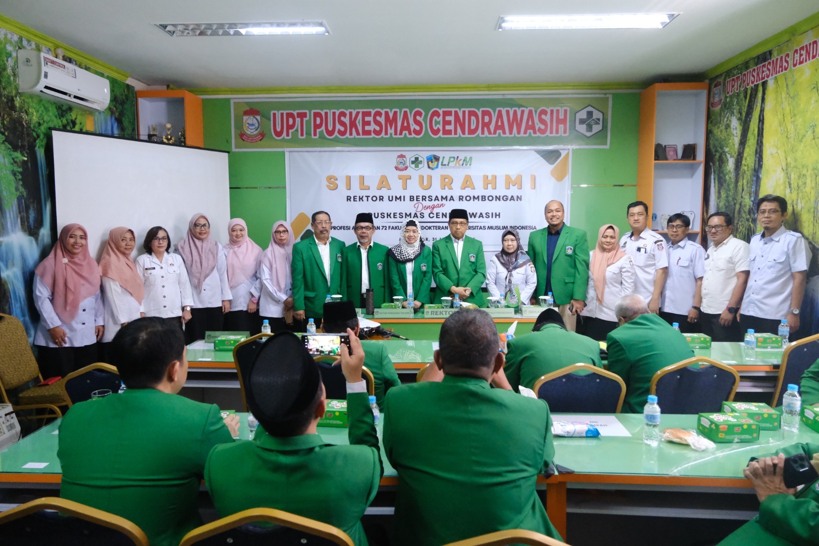 KKN Profesi FK-UMI Angk. 72, Rektor UMI Silaturahmi Dengan 12 Kepala Puskesmas di Puskesmas Cendrawasih