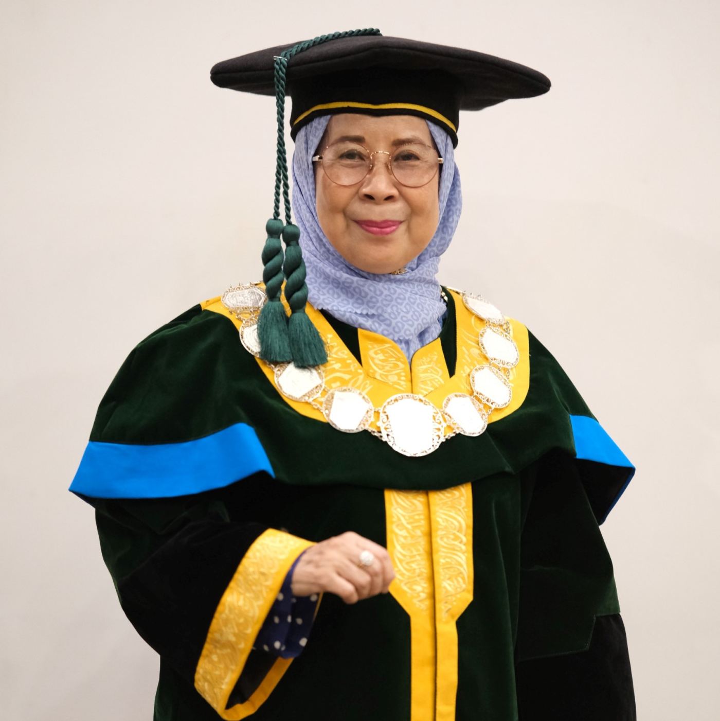 Prof. Dr. Ir. Hj. Hasnidar, MS., IPM.