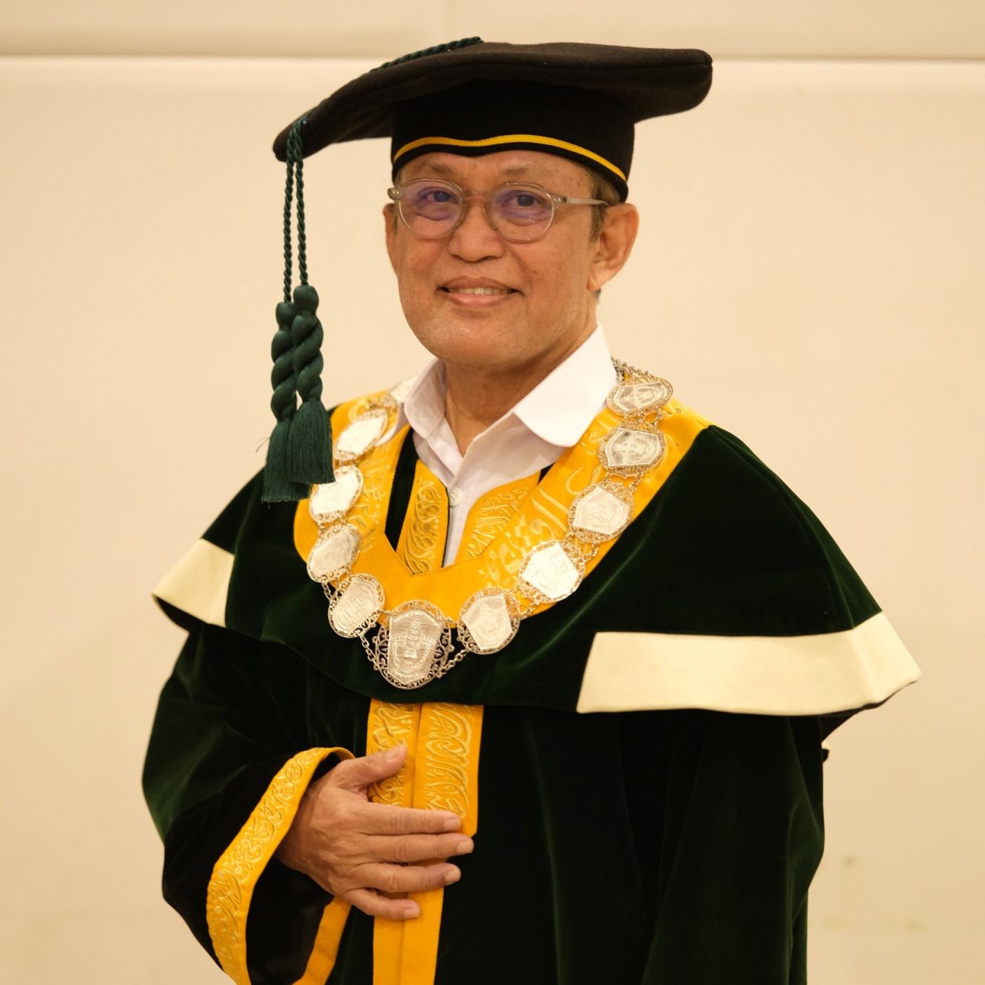 Prof. drg. H. Moh. Dharma Utama, Ph.D., Sp.Pros., SubSp. PKING (K)