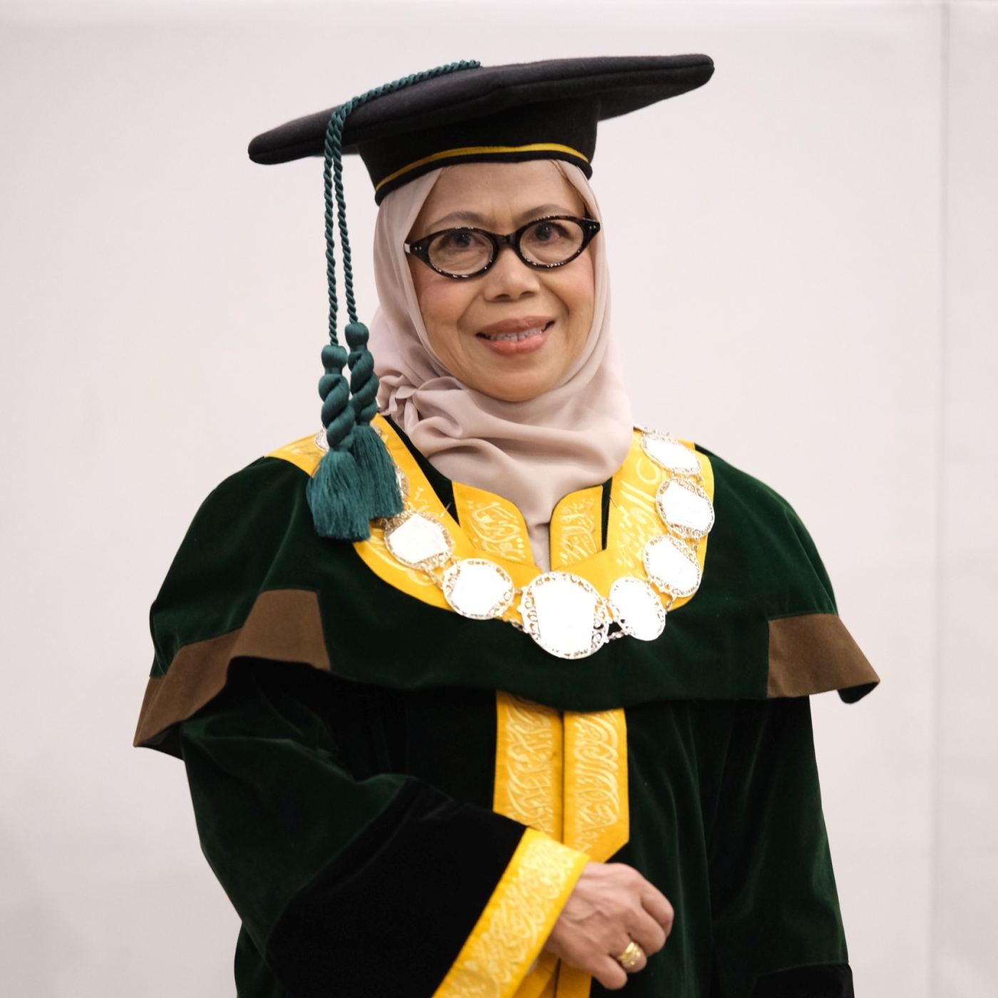 Prof. Dr. Ir. Hj. St. Maryam H., M.T.