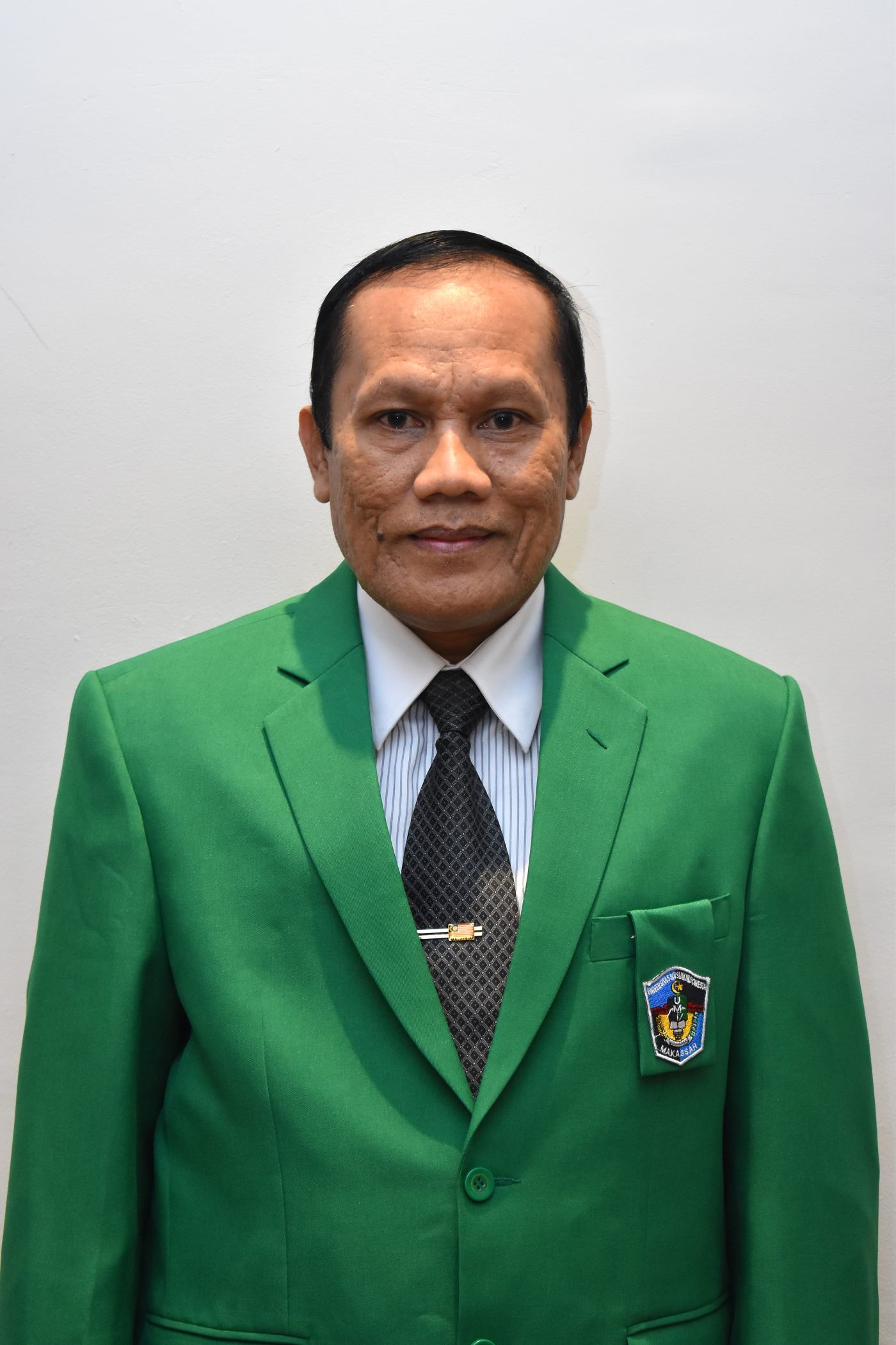 Prof. Dr. H. Baharuddin Semmaila, SE., M.SI.