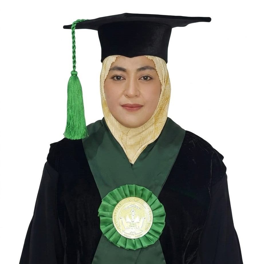 Prof. Apt. Aktsar Roskiana Ahmad, S.Farm., M.Farm., Ph.D