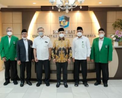 Tamsil Linrung Diskusi Tentang Pengelolaan Pendidikan Menengah Dengan Pimpinan UMI
