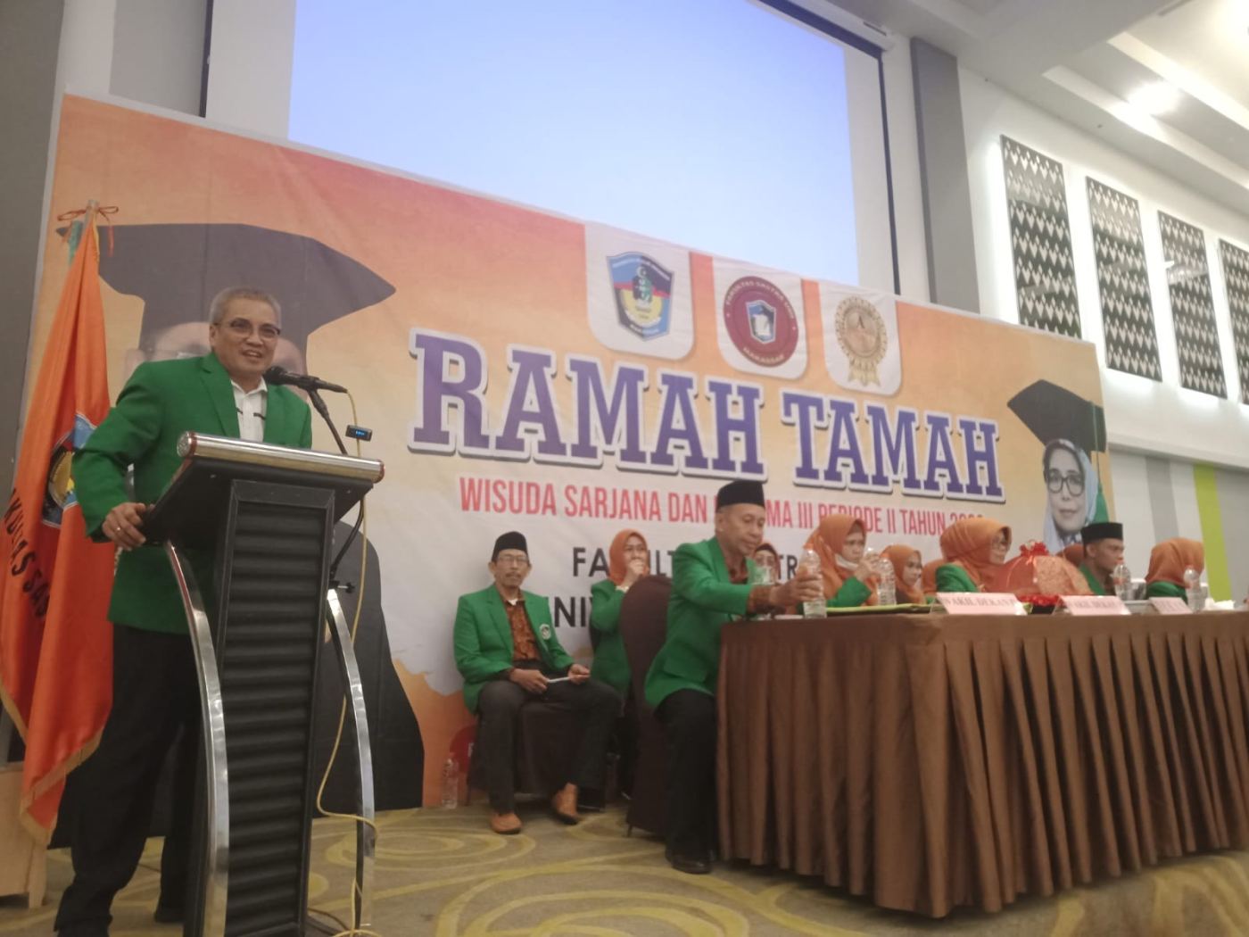 Fakultas Sastra & ABA UMI Gelar Ramah Tamah Wisuda Periode II Tahun 2022