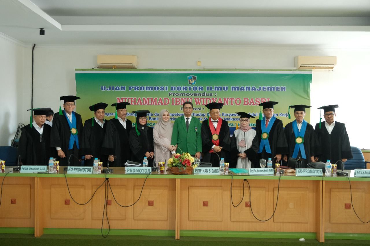 Pimpinan Safia Florist Raih Gelar Doktor Ilmu Manajemen di PPs-UMI