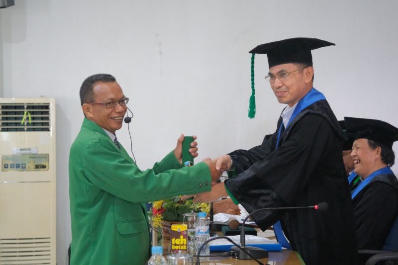 Dosen FEB UMI Ini Raih Gelar Doktor Usai Riset Soal PAD, DAU dan DAK se-Sulsel