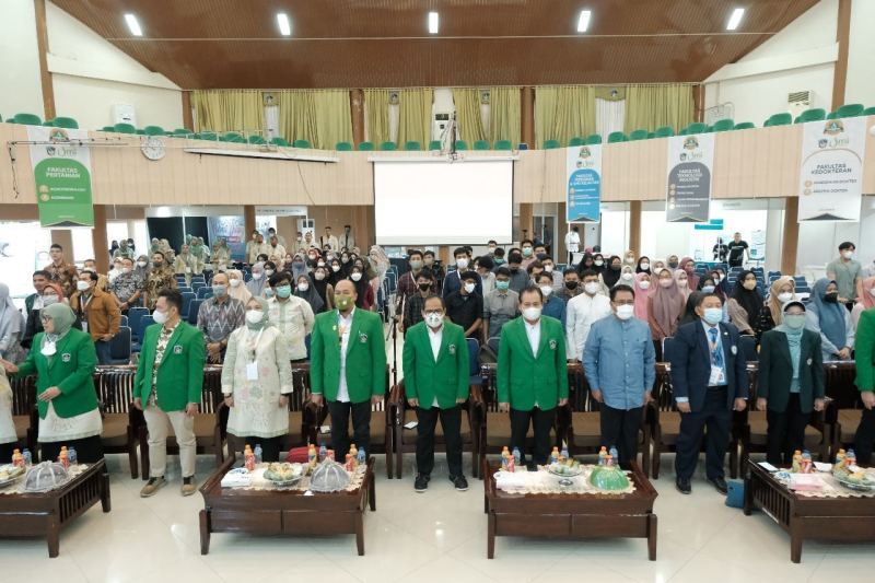 IKA FK-UMI Gelar Silaturahmi dan Pertemuan Ilmiah Nasional Berkala (SPINAL) Ke-4