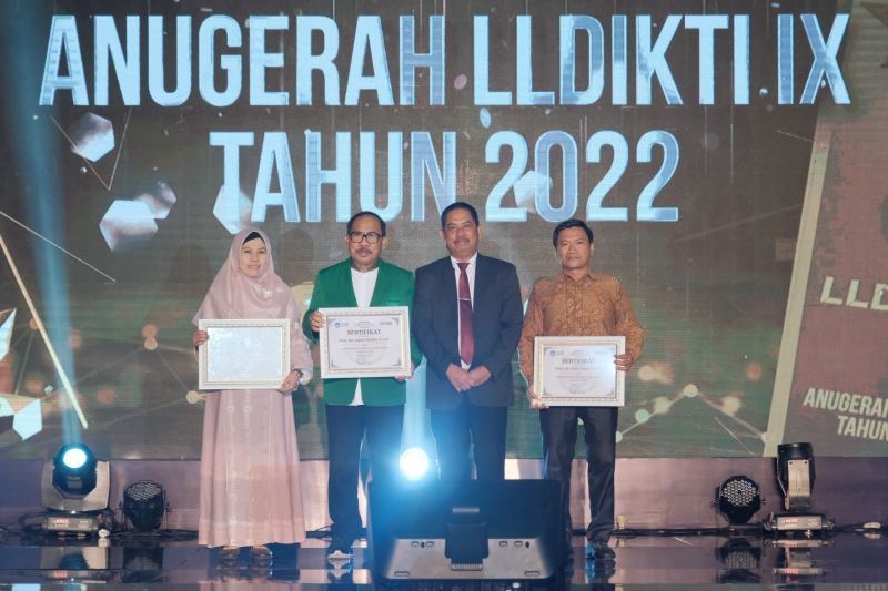 Anugrah LLDikti Award 2022, UMI Kembali Jadi Yang Terbaik Dengan Sabet 5 Kategori Terbaik dan 4 Apresiasi