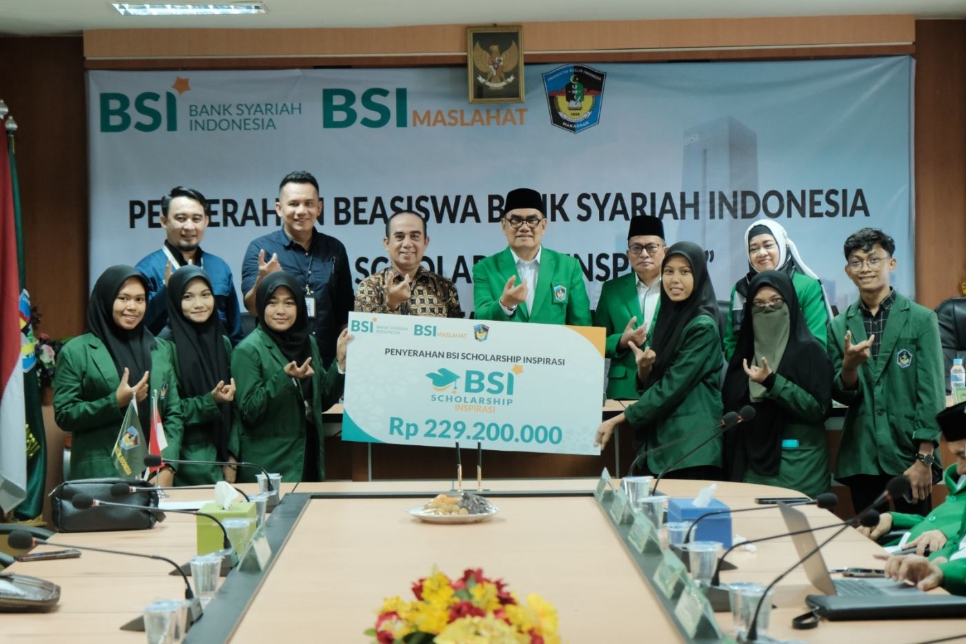Mahasiswa UMI Terima Beasiswa BSI Scholarship Inspirasi
