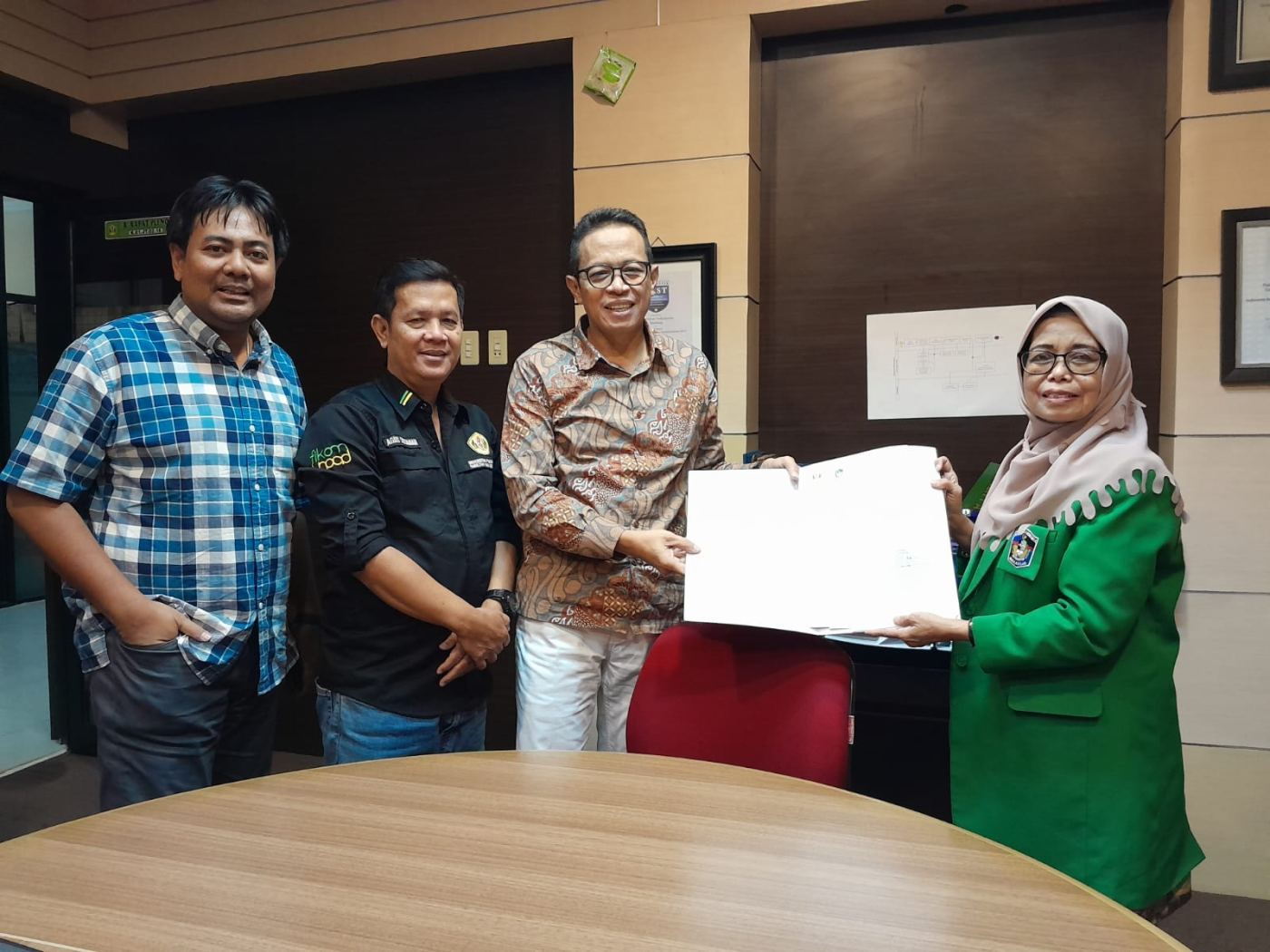 Fakultas Sastra UMI Jalin 8 Kerjasama Dengan Universitas Terkemuka di Bandung