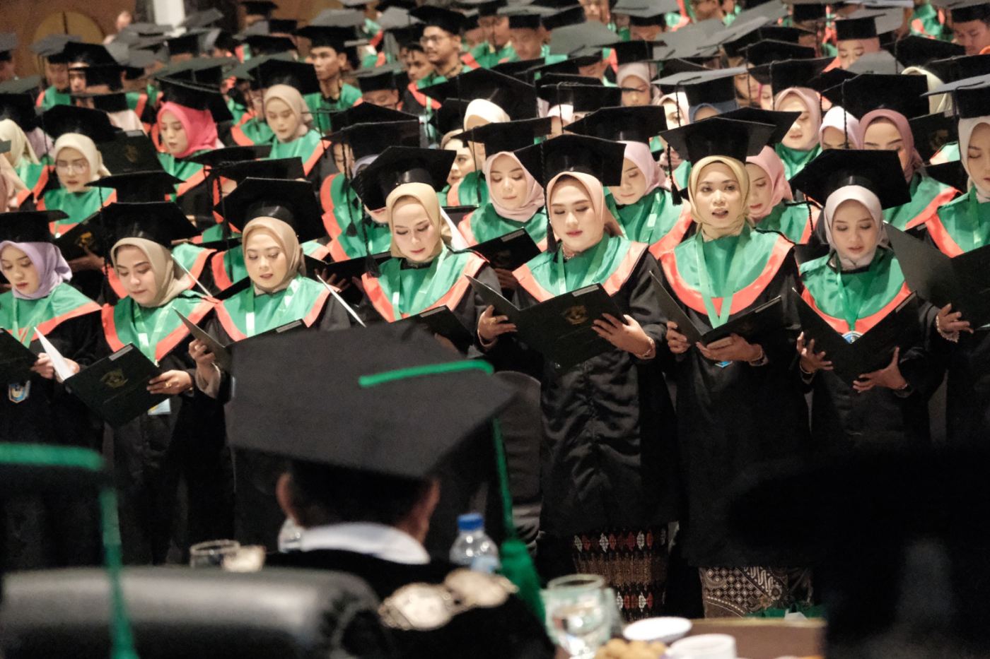 Hari Pertama Wisuda UMI Periode II 2023, UMI Kukuhkan 740 Alumni Baru