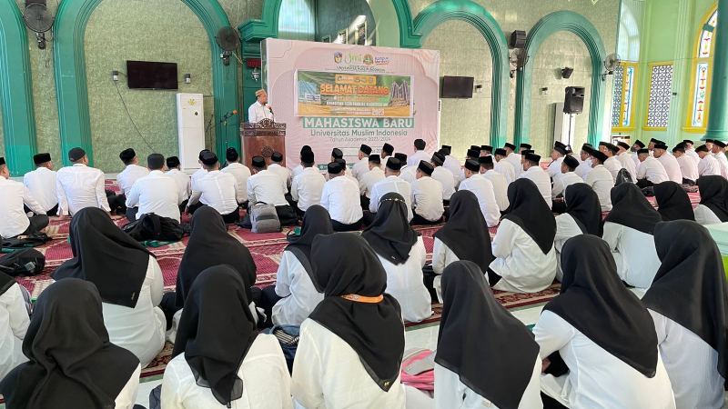 Sambut Mahasiswa Baru 2023, Fakultas Kedokteran UMI Memulai Kelas Persiapan Dengan Shalat Dhuha