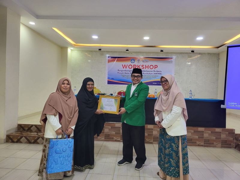 Wakil Rektor IV UMI Narasumber Workshop Pembelajaran Program Etika, Religi Dan Sosial di Palopo