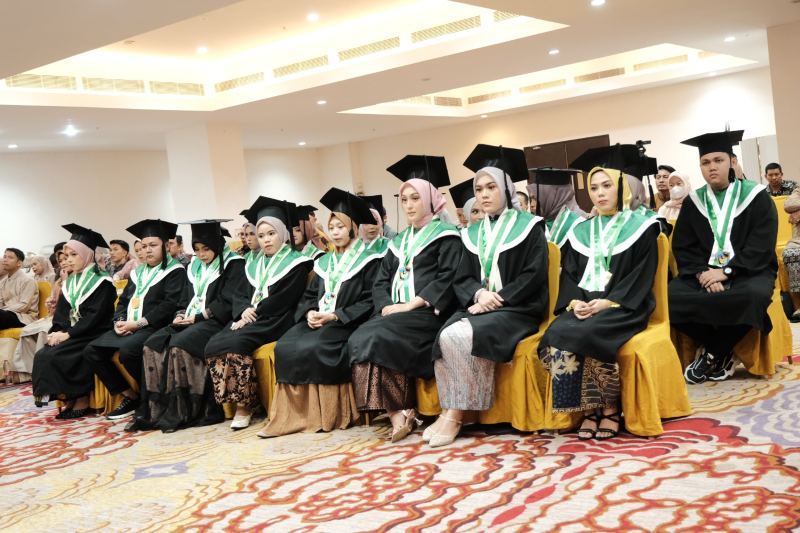Sumpah Dokter Gigi Periode III 2023 FKG UMI, 17 Alumni Baru Dikukuhkan