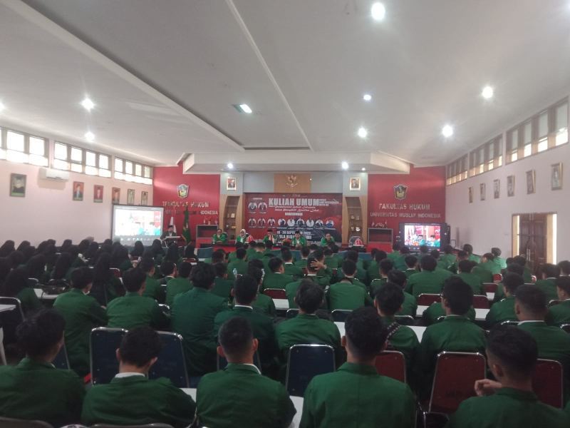 Kuliah Umum Maba FH UMI 2023 Diperkenalkan Pembaharuan Hukum Perspektif Kearifan Lokal