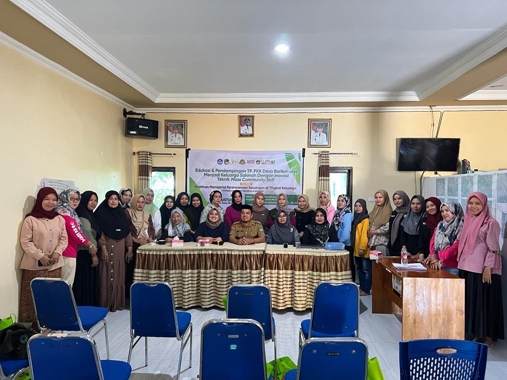 PKM Dosen UMI Edukasi dan Pendampingan TP. PKK Desa Borikamase Menjadi Keluarga Sakinah dengan Teknik Mass Community skill