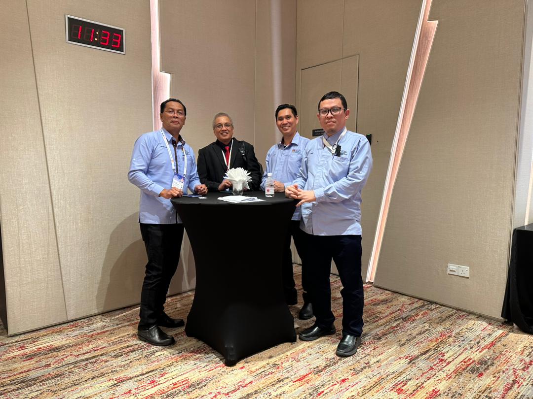 UMI dan UKM Kerjasama Mengatasi Hambatan Ekspor Minyak Sawit Indonesia dan Malaysia