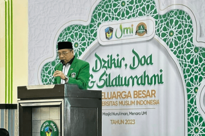 Dzikir Awal Desember 2023, Rektor UMI Tekankan Pentingnya Dorong Pengembangan Mahasiswa