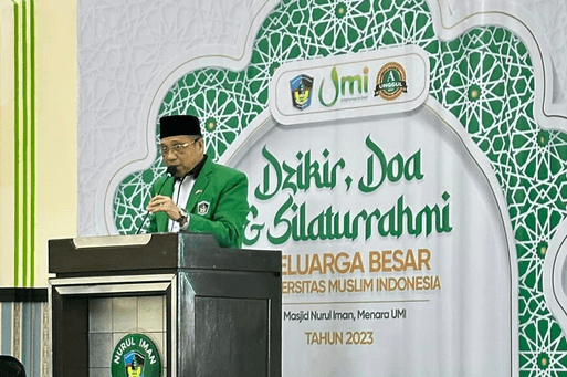 Dzikir Awal Desember 2023, Rektor UMI Tekankan Pentingnya Dorong Pengembangan Mahasiswa