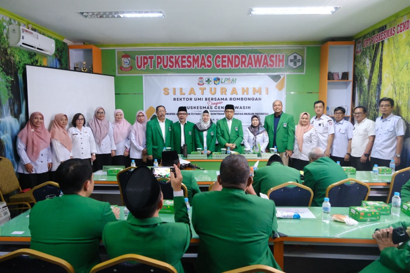 KKN Profesi FK-UMI Angk. 72, Rektor UMI Silaturahmi Dengan 12 Kepala Puskesmas di Puskesmas Cendrawasih