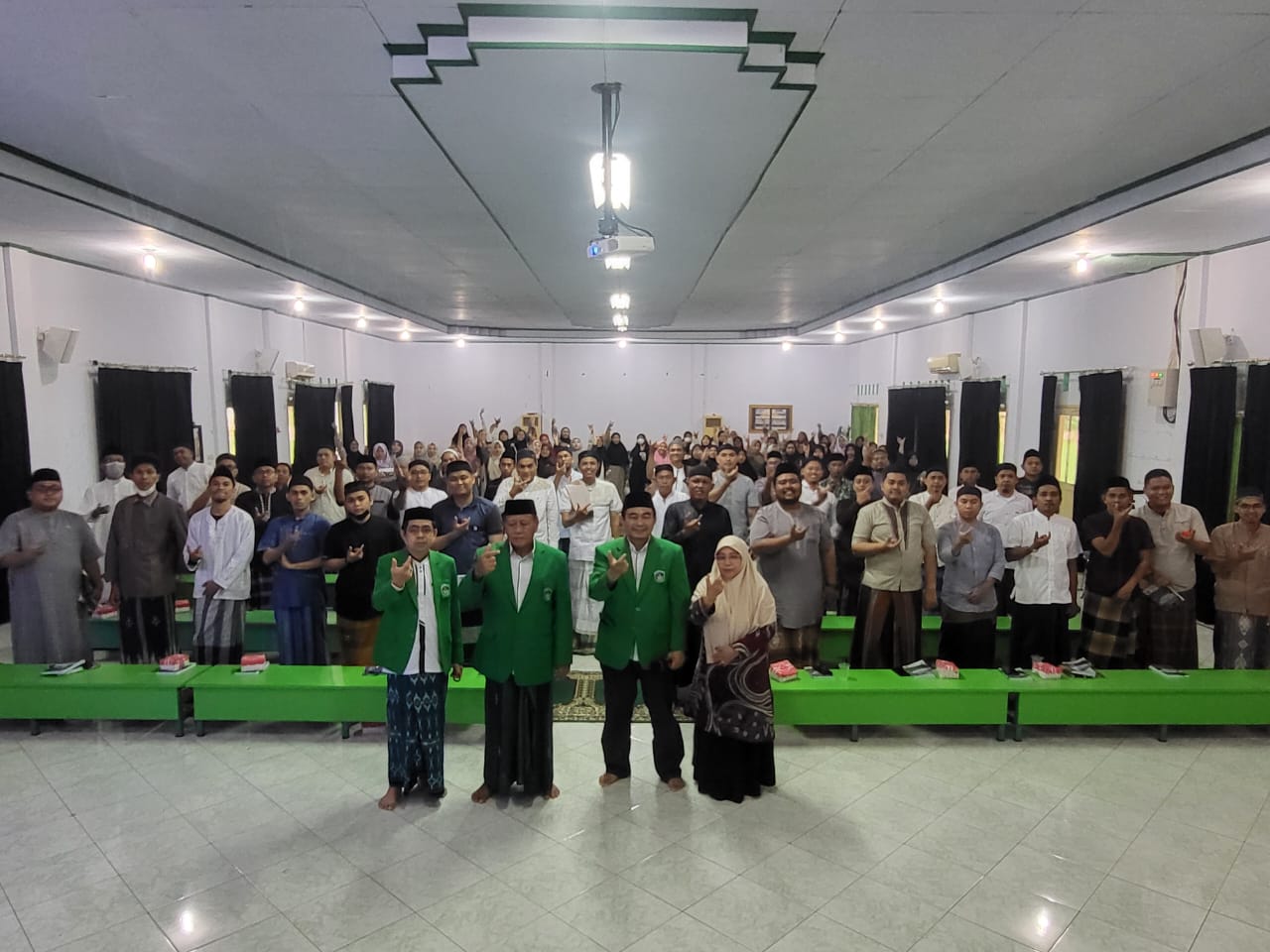 107 Dosen dan Karyawan Baru UMI Ikut Pencerahan Qalbu di Padanglampe