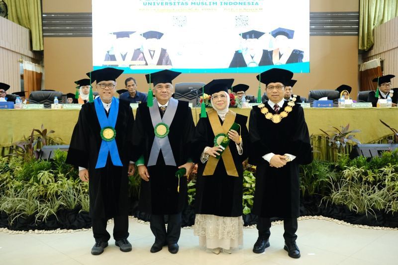 Profesor FT dan FTI UMI Dikukuhkan, Rektor UMI Tegaskan Hal Ini