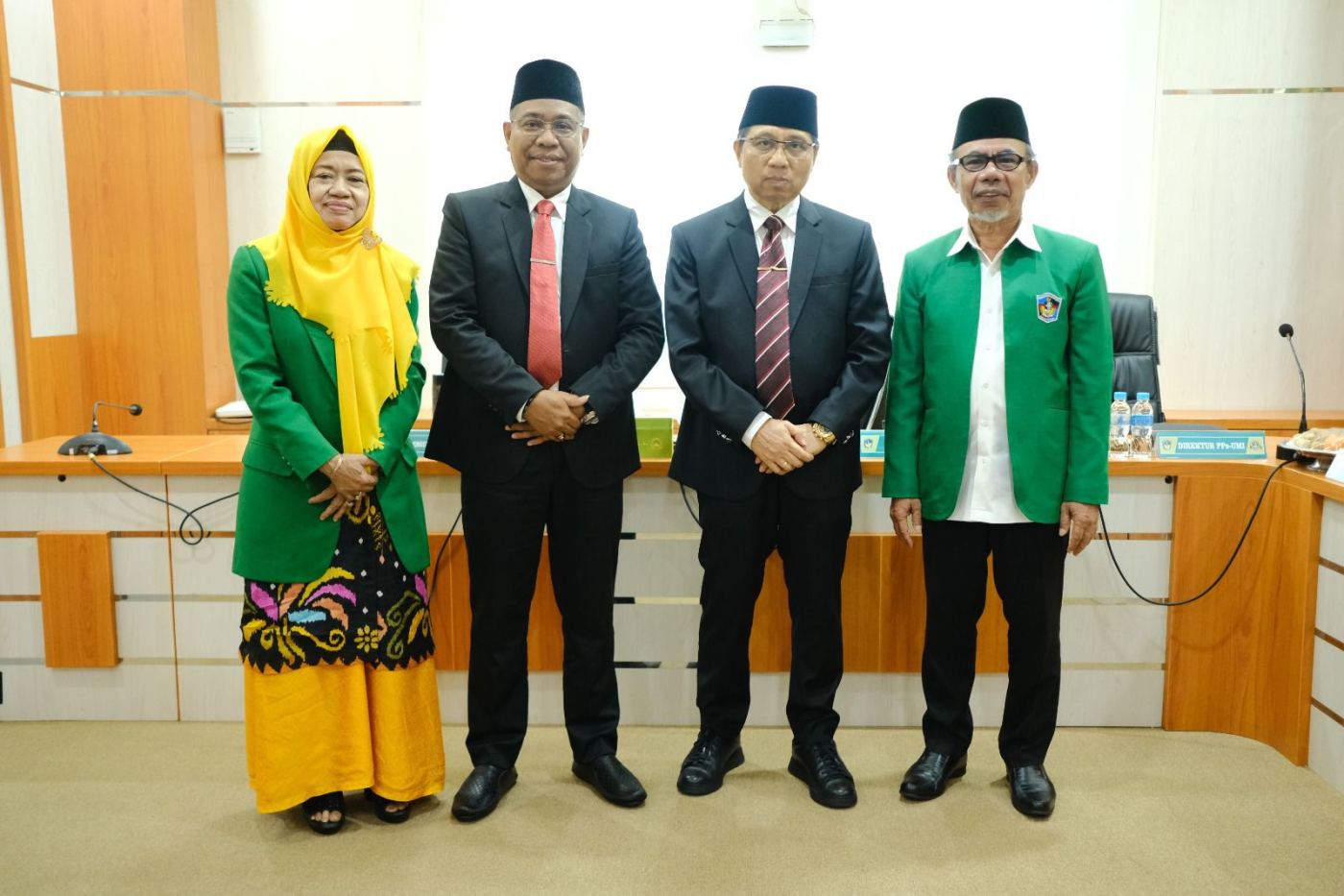 UMI Gelar Sertijab Direktur Program Pascasarjana