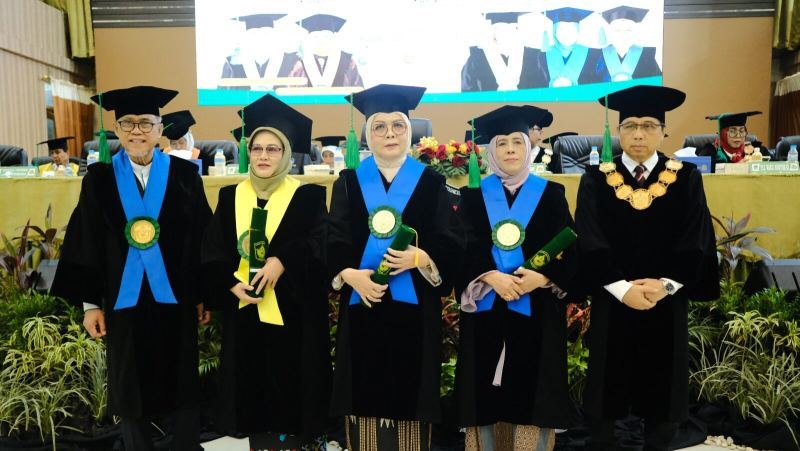 Kukuhkan Profesor baru FAI dan FEB, UMI Jadi Kampus Swasta dengan Jumlah Profesor Terbanyak