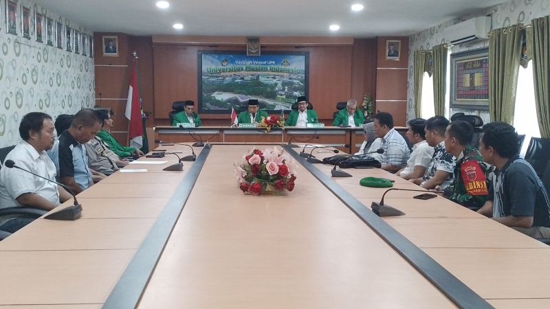 Rektor UMI Silaturahmi Anggota Polri dan TNI Yang Bertugas di UMI