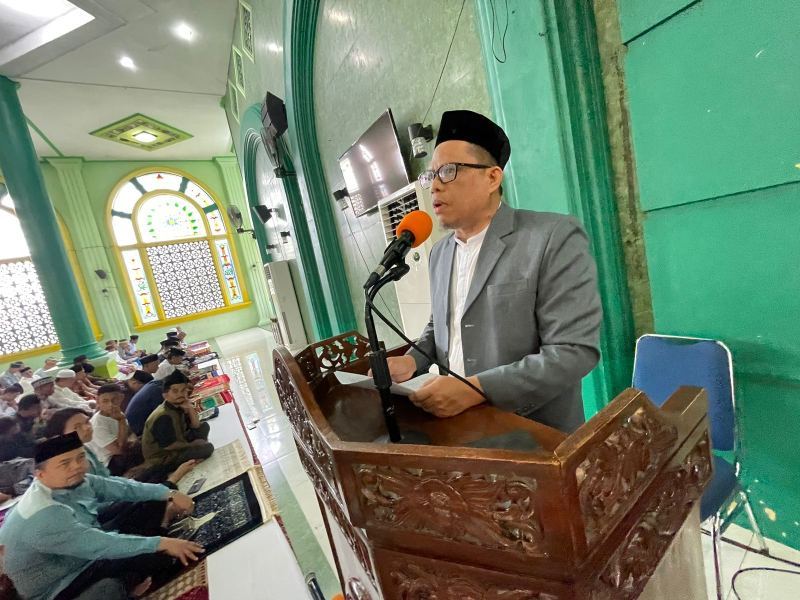 Dekan FTI UMI, Khatib Idul Fitri: Tak Ada Perpisahan Lebih Mengharukan selain Pisah dari Bulan Ramadhan