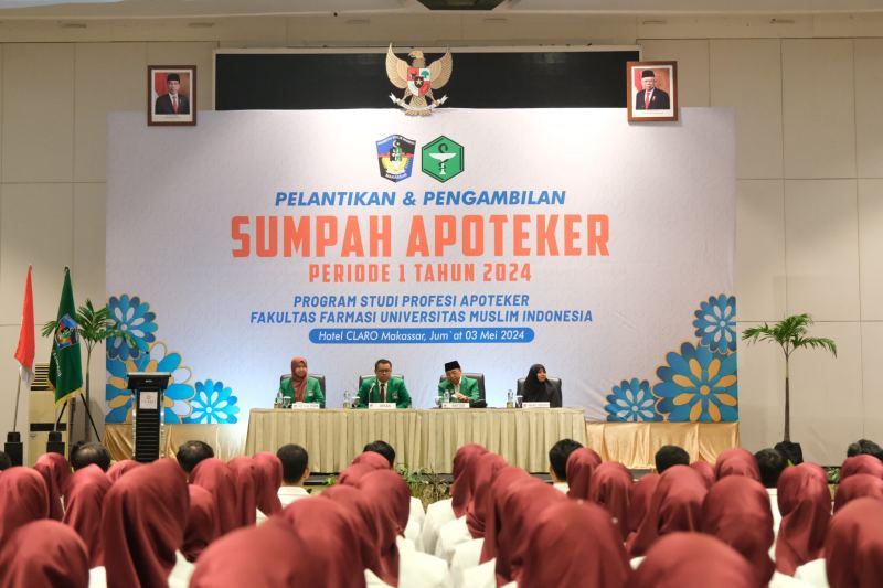 Pengambilan Sumpah Apoteker Farmasi UMI, Rektor UMI : Kelulusan Ukom 100% Membanggakan