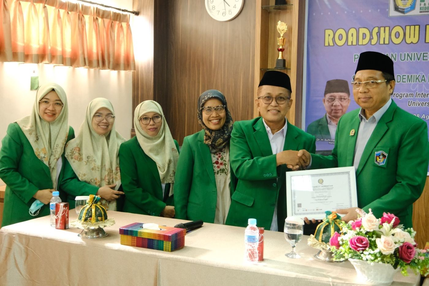 Silaturahim Dengan Civitas Akademika FKG-UMI, Rektor UMI Puji Akreditasi Unggul FKG UMI Diakui Akreditasi Internasional oleh LAM-PTKes