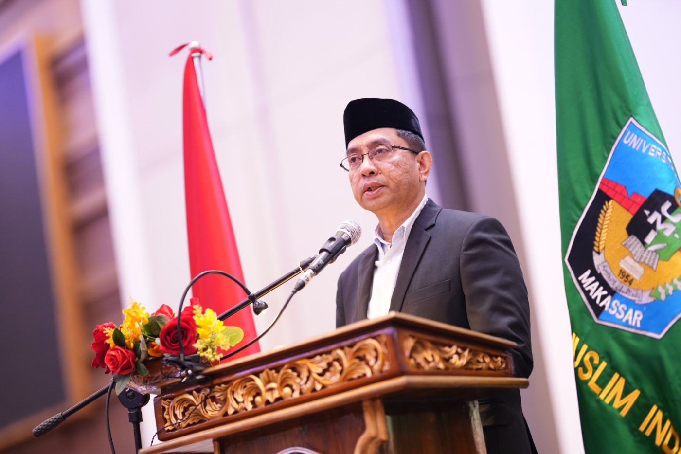 Hari Pertama Wisuda UMI Periode II 2024, Kepala Kopertais Wilayah VIII: Jadilah Sarjana Mabrur