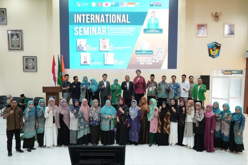 FS UMI Gelar Seminar Internasional Bahas Komunikasi Digital dan Kewarganegaraan Global
