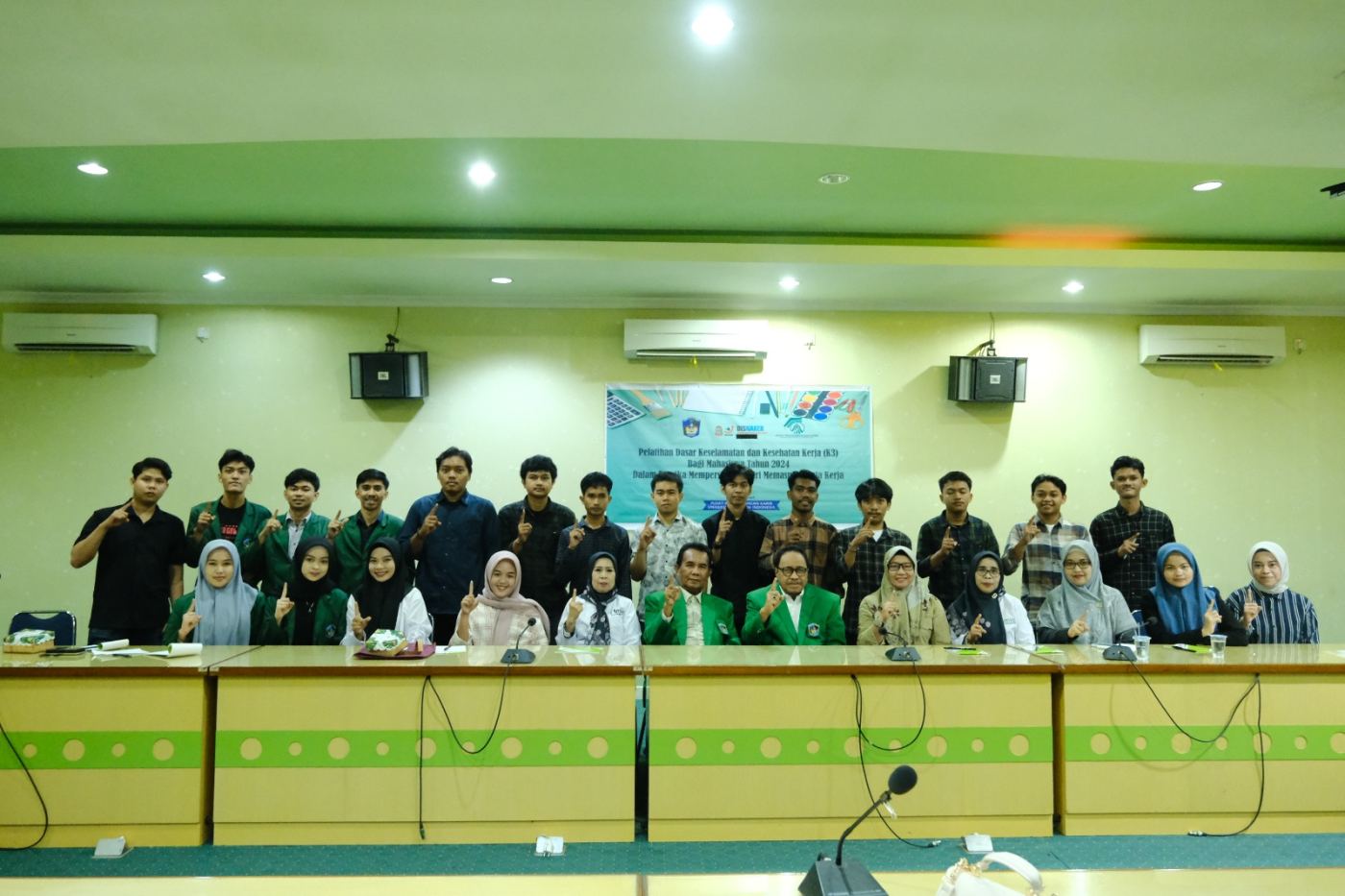 UPT. Pusat Pengembangan Karir UMI Gelar Pelatihan Dasar Keselamatan dan Kesehatan Kerja (K3) Bagi Mahasiswa Tahun 2024
