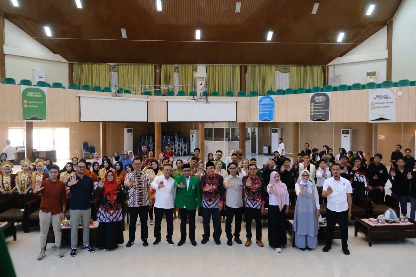 Tanamkan Cinta Budaya Indonesia, FKPT Sulsel dan UMI Gelar Youth of Indonesia Festival