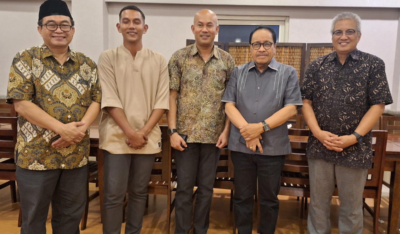 Silaturrahmi Plt. Rektor UMI dengan Atase Agama Kedubes Malaysia, Pererat Kerjasama Pendidikan Agama