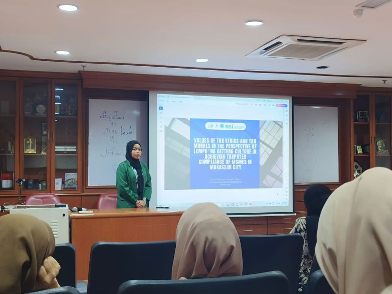 Mahasiswa FEB UMI Presentasi Karya Ilmiah  di The 6th International Conference on Halal di Universiti Malaya