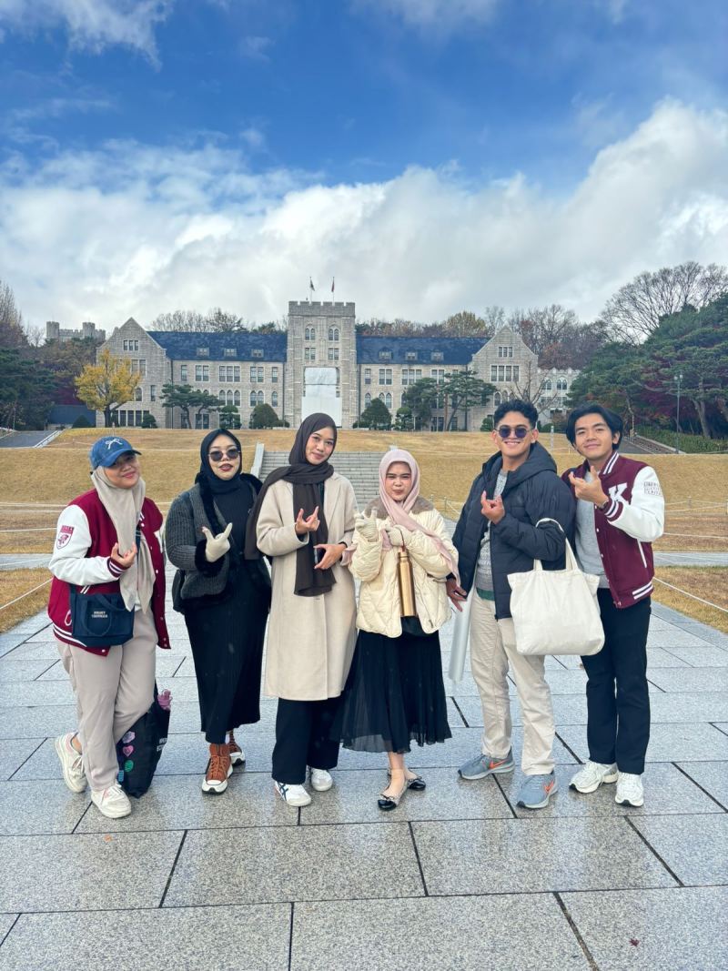 4 ORANG MAHASISWA UMI BERKUNJUNG KE KOREA UNIVERSITY