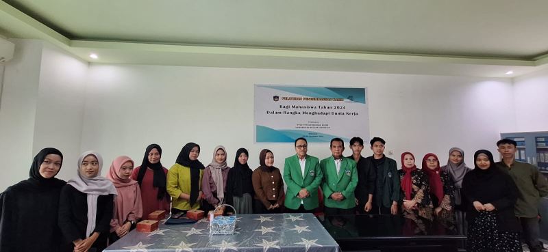 Siapkan Mahasiswa UMI Hadapi Dunia Kerja, UPT P2K UMI Gelar Pelatihan Pengembangan Karir 2024