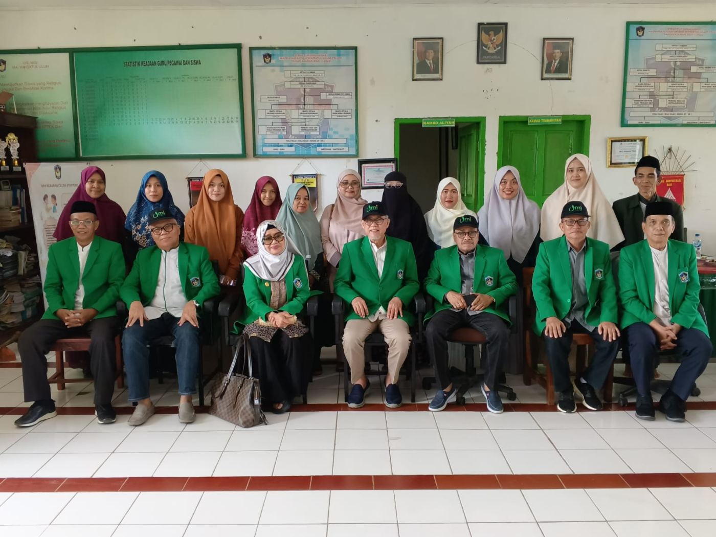 Pimpinan Yayasan dan Rektor UMI  Silaturahmi dengan Pembina Pesantren Wihdatul Ulum Binaan UMI Borisallo, Fokus pada Peningkatan Kualitas Pendidikan