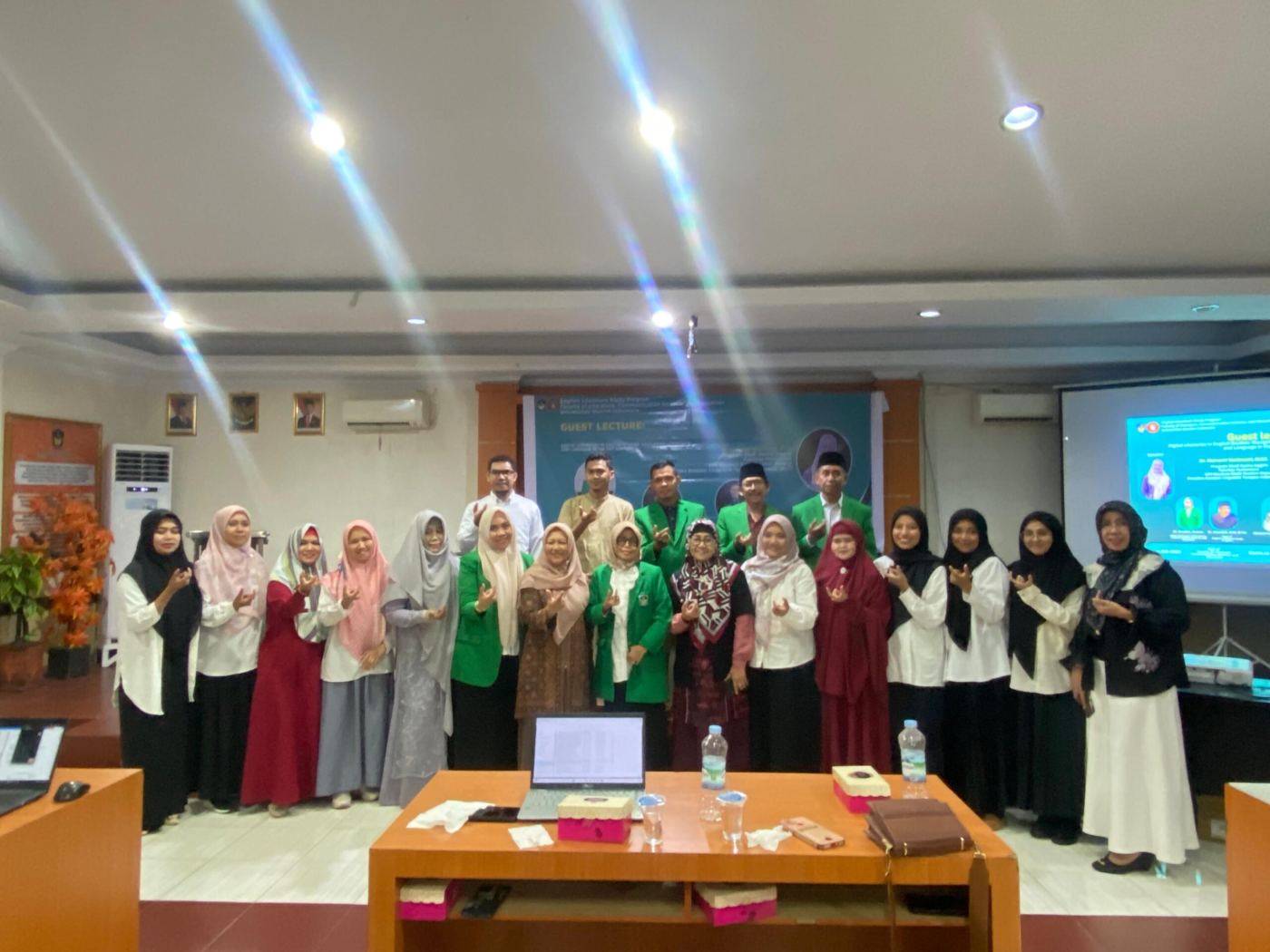 Presiden ALTI Pusat Meinarni Susilowati, Ajak Mahasiswa Menguasai Literasi Digital Di Abad 21