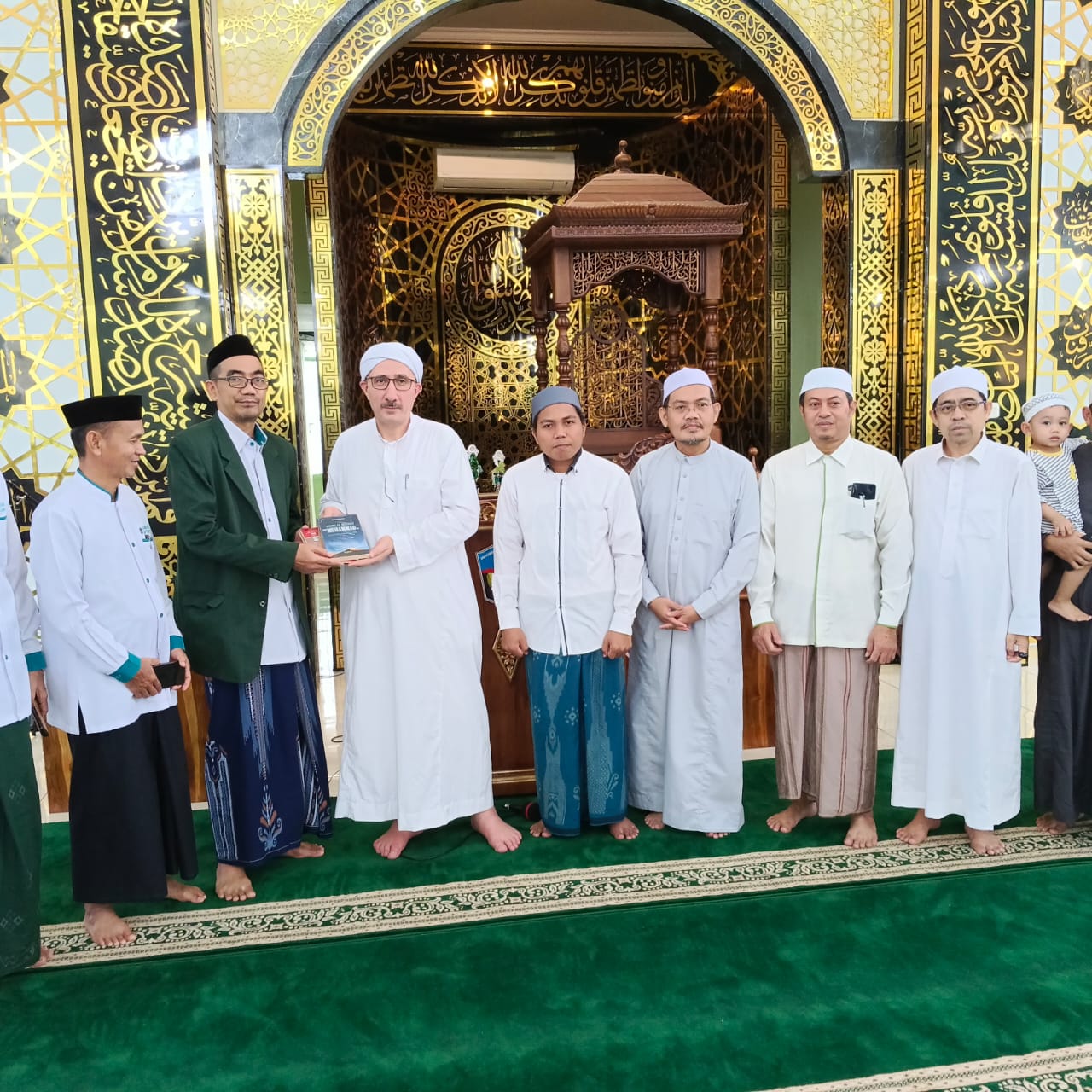 Ulama Turkey Kuliah Umum di Pesantren Mahasiswa Darul Mukhlisin UMI Padanglampe
