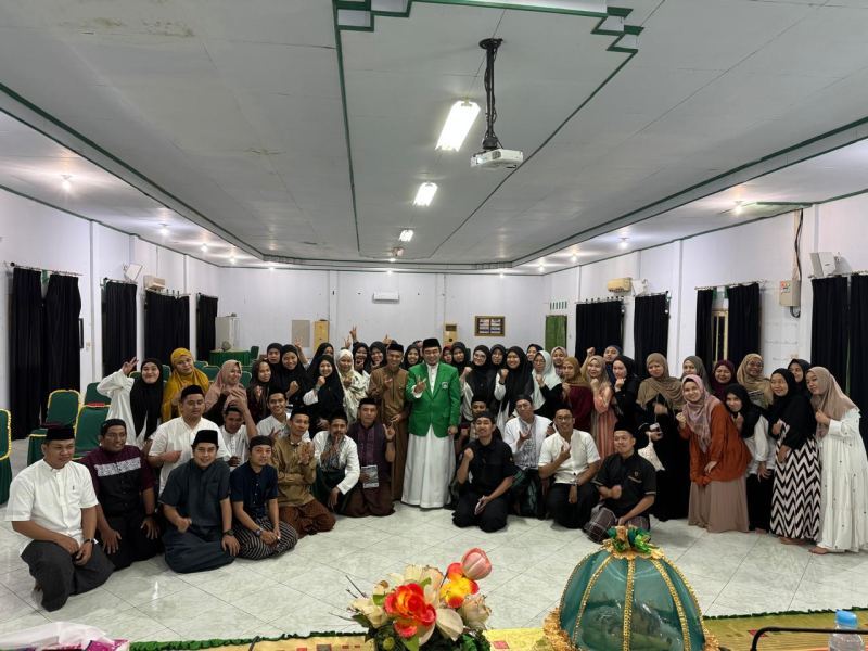 RS Ibnu Sina YW UMI Dorong Transformasi Embracing Smart Hospital dengan mengikutkan 53 Paramedis Pencerahan Qalbu di Pesantren Unggulan Mahasiswa Darul Mukhlishin Padanglampe