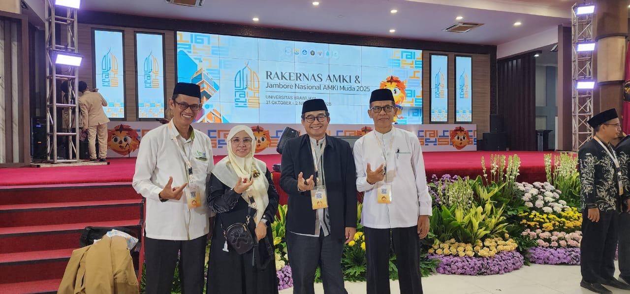 Wakil Rektor IV UMI Hadiri Rakernas Asosiasi Masjid Kampus Indonesia (AMKI)