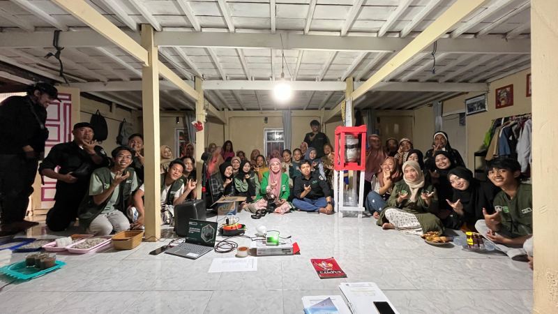 Dari Limbah Jadi Manfaat: Tim PPK Ormawa Perisai UMI Olah Cangkang Tiram Jadi Filter Air Bersih