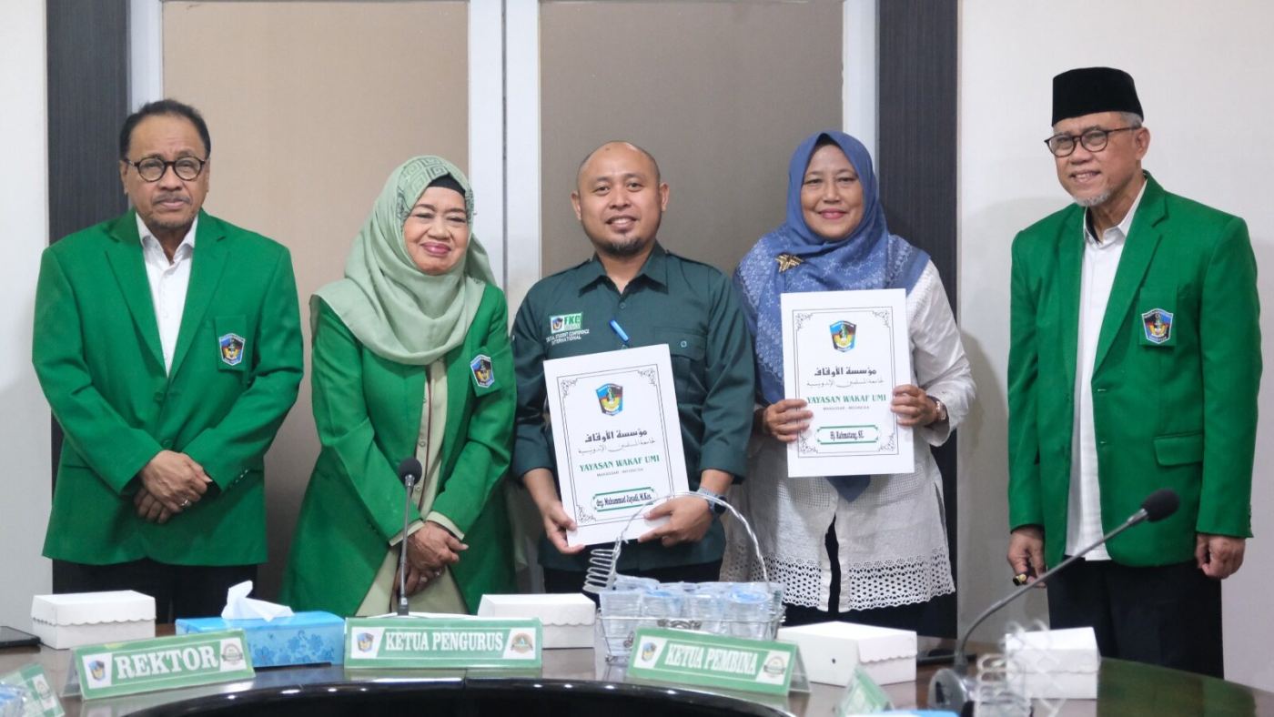 Dua Pejabat Baru YW UMI Terima SK Amanah