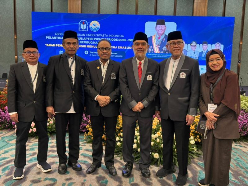 Pimpinan UMI Hadir di Pelantikan APTISI Pusat 2025–2030 dan Rembug Nasional : Tegaskan Komitmen Penguatan Mutu dan Kolaborasi PT Menuju Indonesia Emas 2045