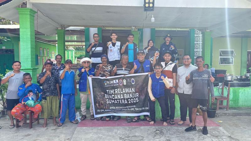 Bertaruh di Tengah Bencana : Tim Medis FK UMI Menembus Banjir Tanjung Pura Medan