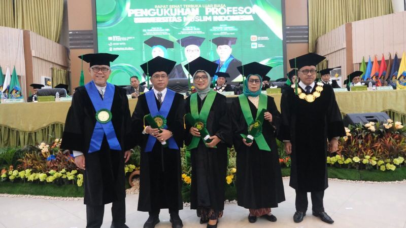 UMI Kukuhkan 3 Profesesor Baru, Kepala LLDikti IX: UMI PTS dengan Jumlah Profesor Terbanyak di Indonesia